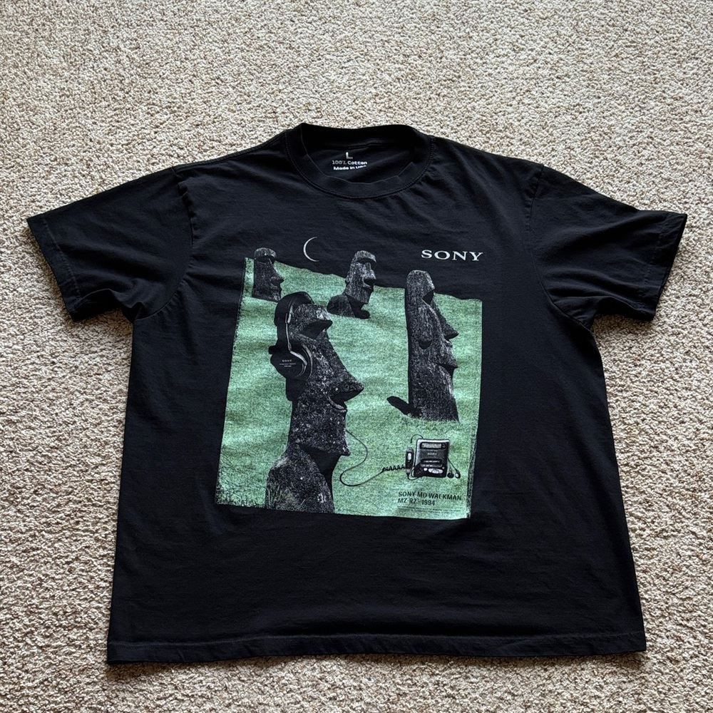 VTG Repro 90’s 1994 Sony MD MiniDisc Walkman Easter Island Graphic T-Shirt MIUSA